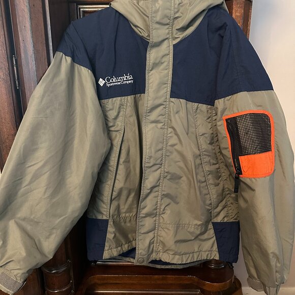 Mens Large Columbia jacket in very nice shape - Picture 1 of 4